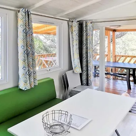 Kevano Kamp alanı Pianottoli-Caldarello (Corsica)